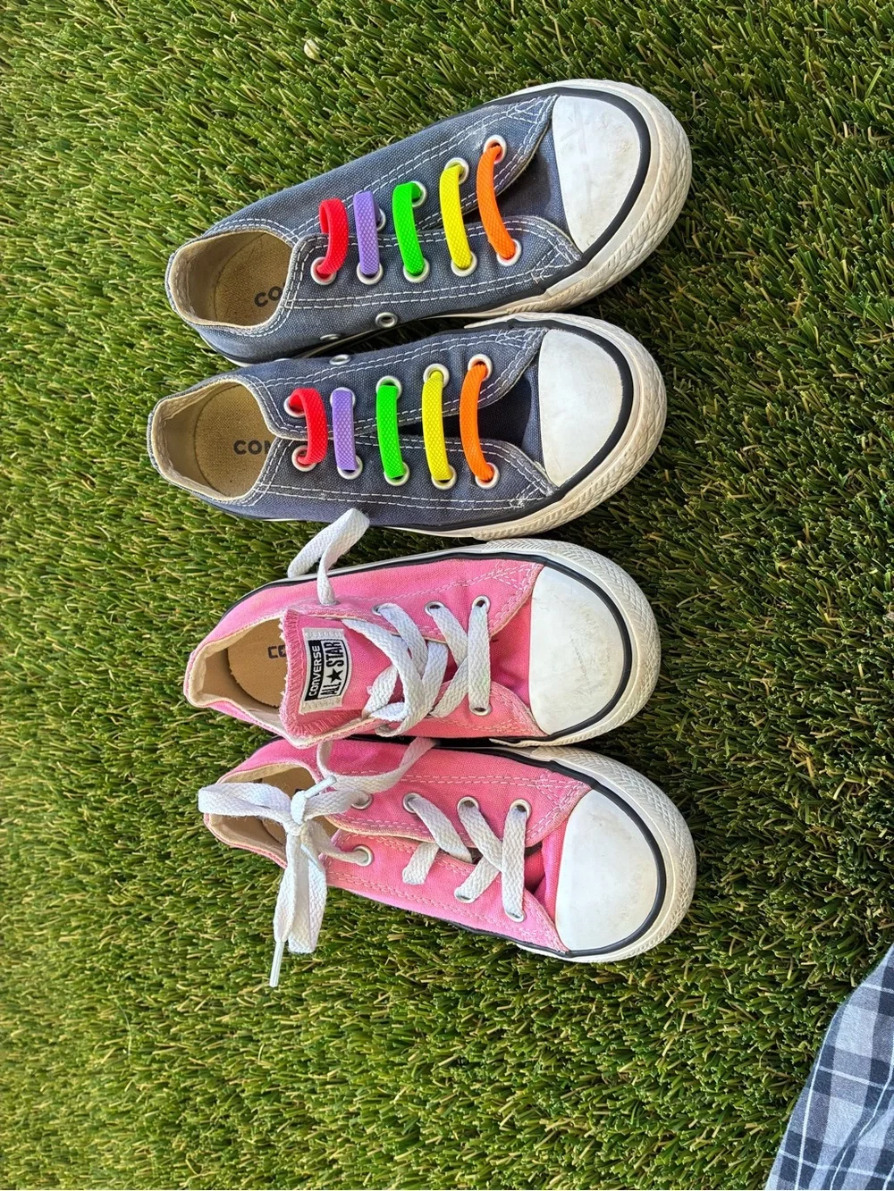 Converse Kids Low-Top Sneakers in Gray and Pink with Rainbow Elastic Laces